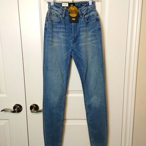Exclusive Lee High Licks Size 4 jeans